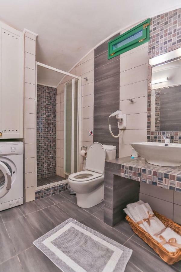 Annika Deluxe Apartments Sými Esterno foto
